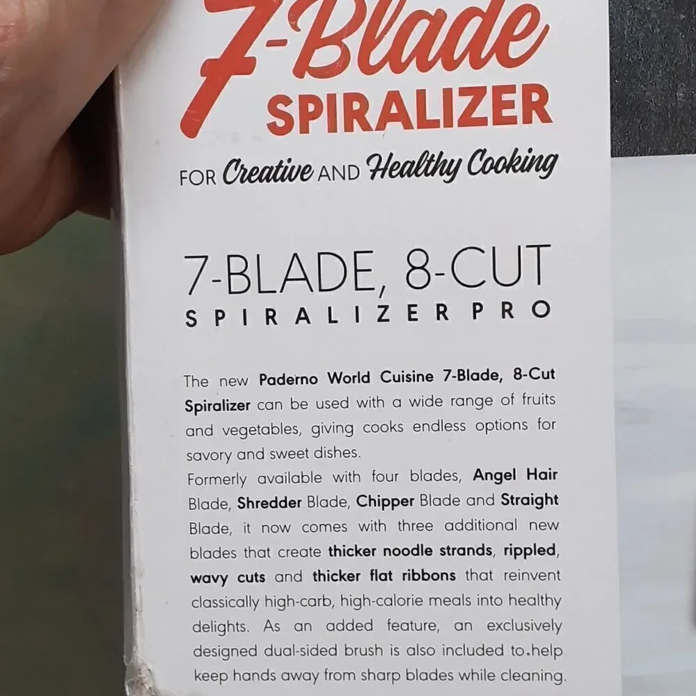 Paterno 7 blade, 8 cut‎ spiraling pro and hand held grater/slicer